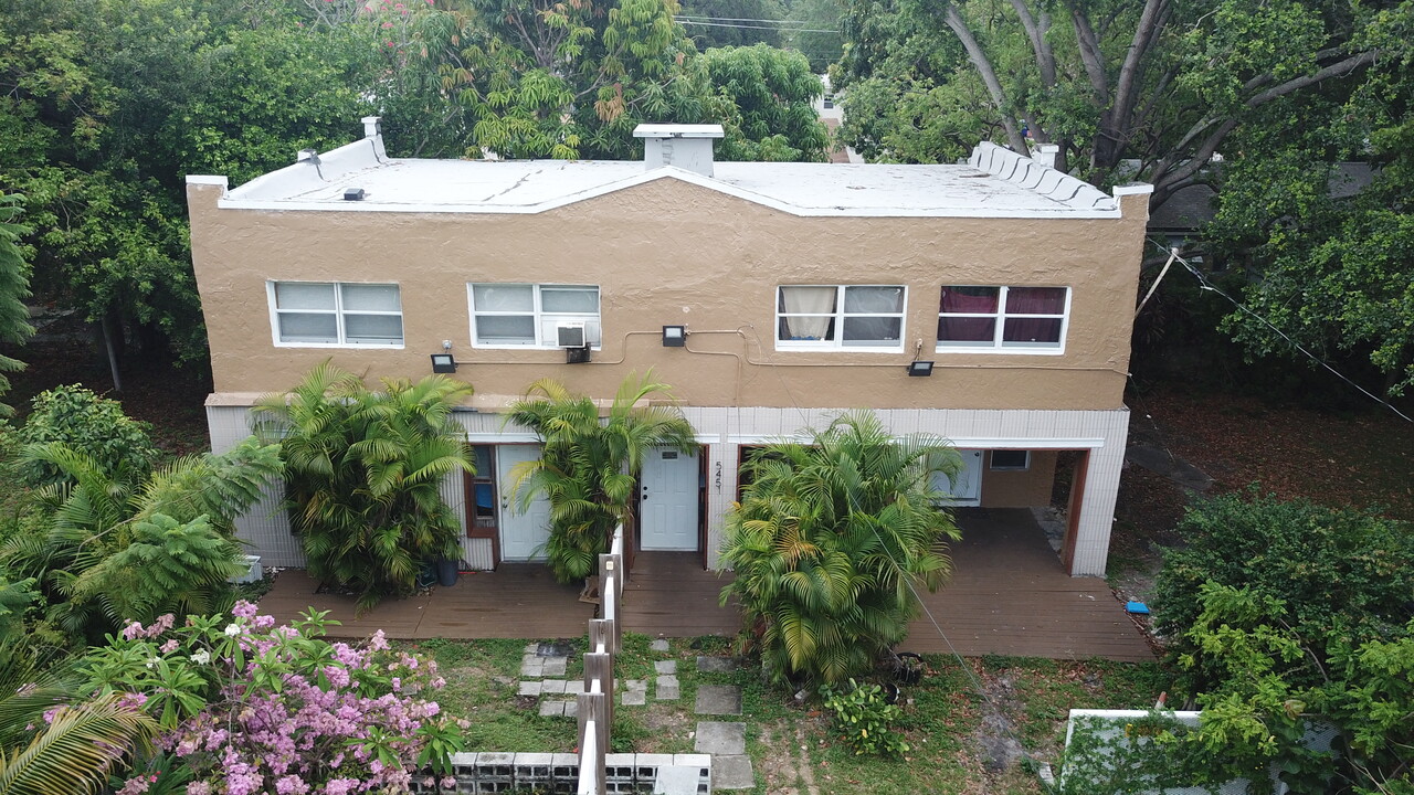 5451 NW 6th Ave in Miami, FL - Building Photo