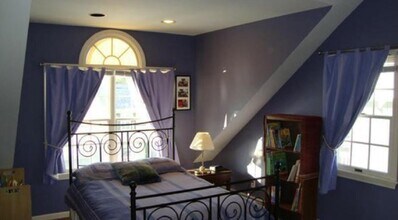 45 Donnybrook Rd in Boston, MA - Foto de edificio - Building Photo