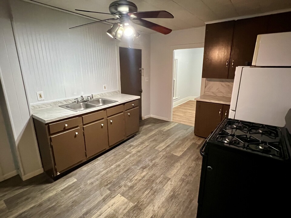 1 Birch St in Oneonta, NY - Building Photo