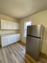 1031 Waugoo Ave in Oshkosh, WI - Building Photo - Building Photo