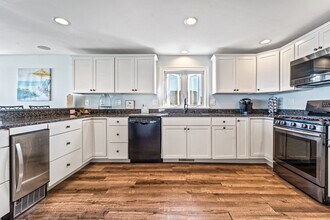 148 North End Blvd in Salisbury, MA - Building Photo - Building Photo
