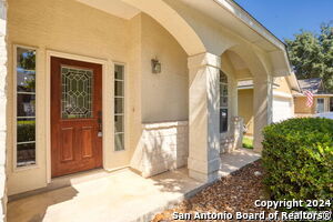 24423 Treaty Creek in San Antonio, TX - Foto de edificio - Building Photo