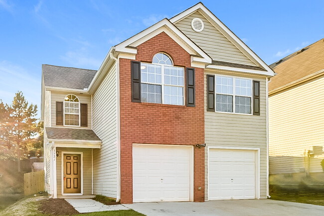 property at 3521 Susie Ct