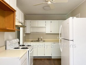 1502 Clegg St in Greensboro, NC - Building Photo - Building Photo