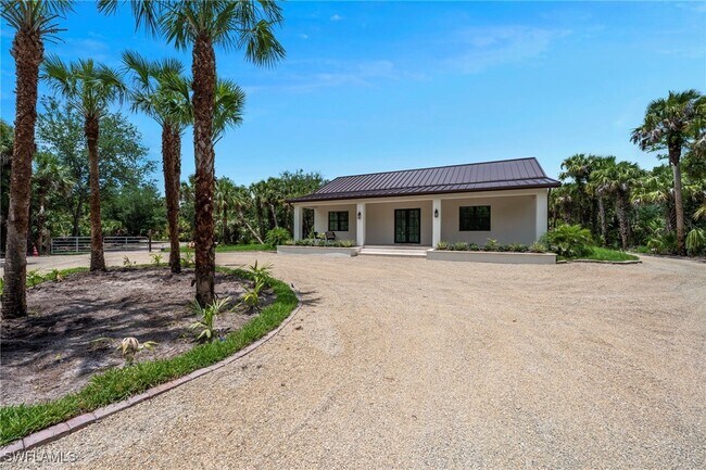 property at 1373 Shady Ln
