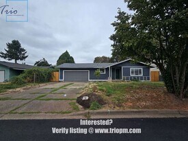 3975 Dove Ln in Eugene, OR - Building Photo