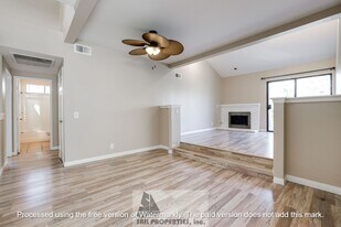5146 Dorado Dr in Huntington Beach, CA - Building Photo