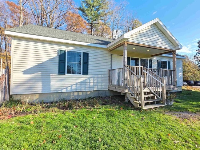 property at 4 Rock Point Rd