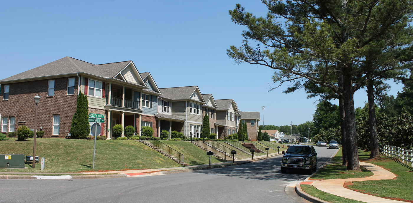 109 Golden Rod Ln in Madison, AL - Building Photo