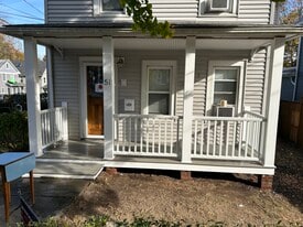 51 N Midland Ave in Nyack, NY - Building Photo