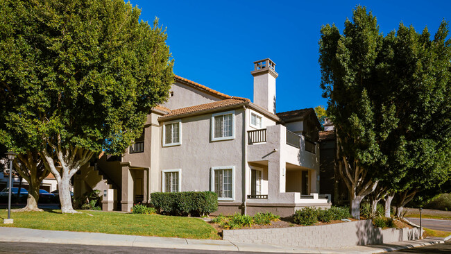 Deerwood in San Diego, CA - Foto de edificio - Building Photo