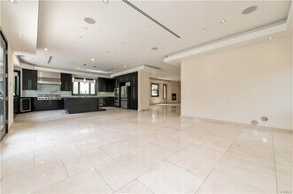 268 S Clark Dr in Beverly Hills, CA - Building Photo - Building Photo