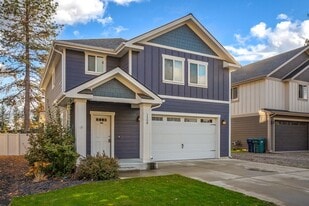 1508 E Nettleton Gulch Rd in Coeur d'Alene, ID - Building Photo