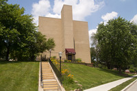 Sunrise Apartments in Milwaukee, WI - Foto de edificio - Building Photo