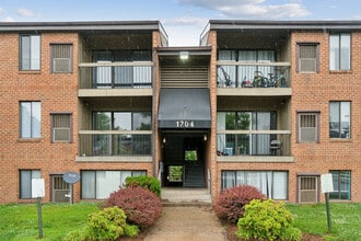 The Grove At Alban in Frederick, MD - Foto de edificio - Building Photo