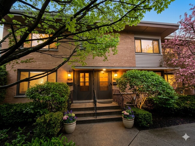 539.5 Ridge Rd in Wilmette, IL - Building Photo - Building Photo