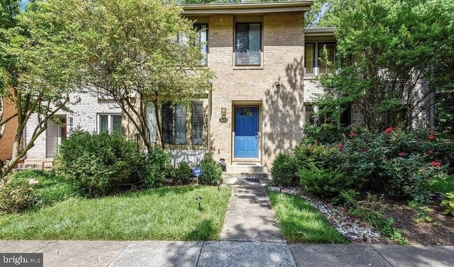 property at 2035 Swans Neck Way