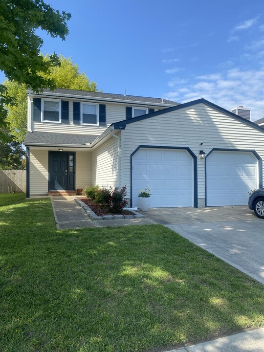 3526 Campion Ave in Virginia Beach, VA - Building Photo