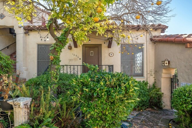 1846 Holmby Ave in Los Angeles, CA - Building Photo - Building Photo