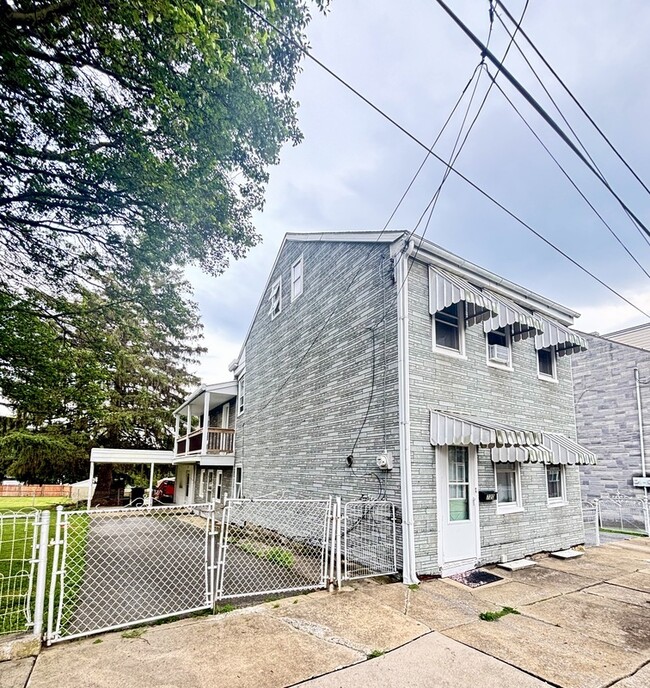 720 Fremont St in Lancaster, PA - Building Photo - Building Photo