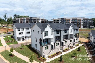 312 Ferebee Pl in Charlotte, NC - Building Photo - Building Photo
