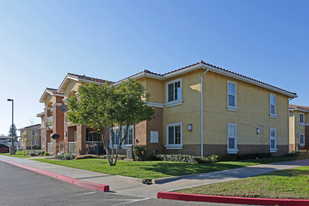 Rosewood Villas Apartments