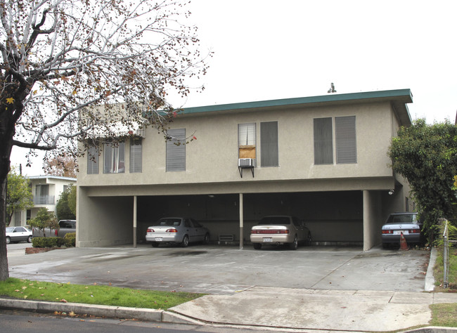 11627 Kittridge St in North Hollywood, CA - Foto de edificio - Building Photo