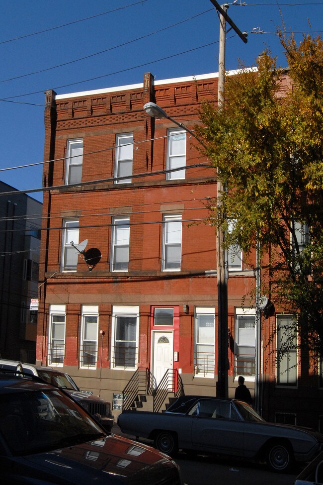 1535-1537 Poplar St in Philadelphia, PA - Building Photo - Building Photo