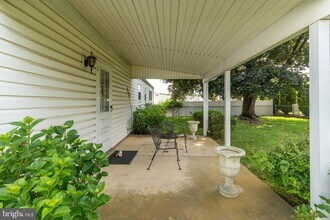 13032 Worthington Rd in Philadelphia, PA - Building Photo - Building Photo