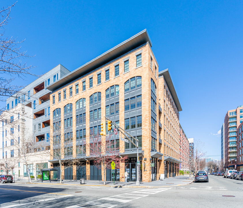 The St. Louis in Hoboken, NJ - Building Photo