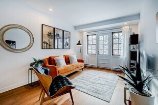 5169 Rue Jeanne-Mance, Unit SI ID1507612P in Montréal, QC - Building Photo