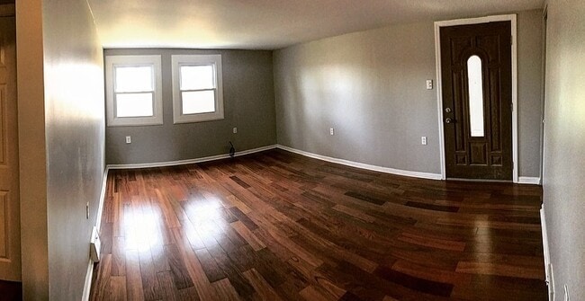 property at 109 Mc Arthur Dr