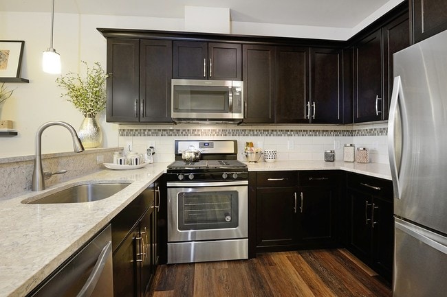 Rose Hall in Madison, NJ - Foto de edificio - Building Photo