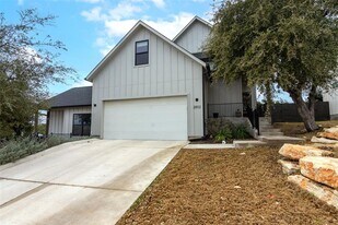 2802 Lawrence Dr in Austin, TX - Building Photo