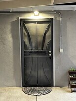 320 W Whittier Ave in Tracy, CA - Building Photo