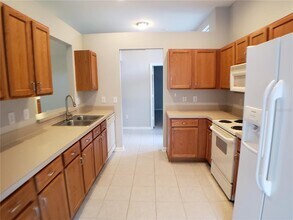 5006 Culpepper Pl in Zephyrhills, FL - Building Photo - Building Photo
