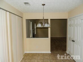 787 Woodstone Rd in Lithonia, GA - Building Photo - Building Photo