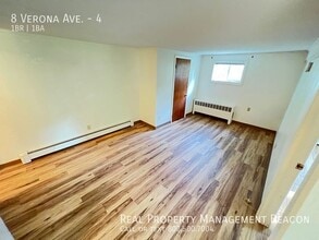 8 Verona Ave in Hanover, NH - Building Photo - Building Photo