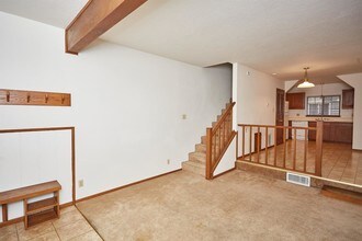 6078 Spruce St-Unit -B in Wrightwood, CA - Building Photo - Building Photo