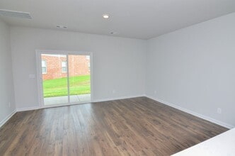 1017 Keyes Pl in Lebanon, TN - Building Photo - Building Photo
