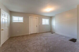 1300 N 5th St in Columbus, OH - Building Photo - Building Photo