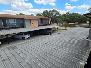 8818 Ilona Ln in Houston, TX - Building Photo - Building Photo