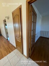 823 Lake Shore Dr in Windsor, ON - Building Photo - Building Photo