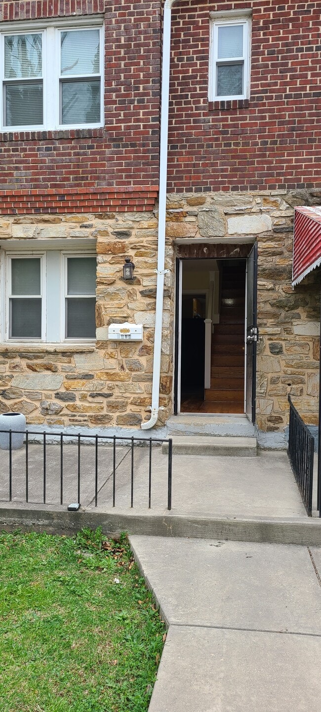 5138 Woolverton Ave photo'