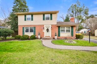 1107 Frederick Ave in Salisbury, MD - Building Photo