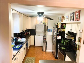 244 E Hudson St-Unit -Main in Long Beach, NY - Building Photo - Building Photo