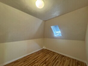 454 Broadway, Unit 3 in Somerville, MA - Foto de edificio - Building Photo
