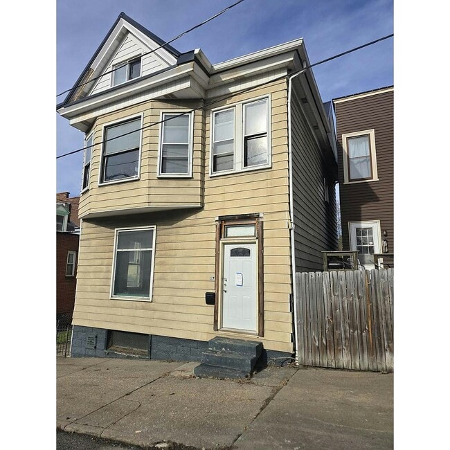 17 7th St in Wheeling, WV - Building Photo - Building Photo