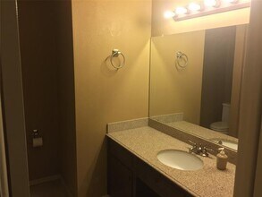 609 Canyon Ridge Dr in Euless, TX - Building Photo - Building Photo