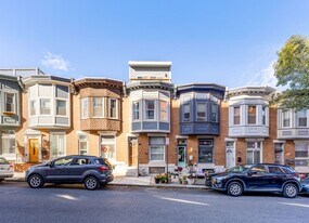 128 S Ellwood Ave in Baltimore, MD - Building Photo
